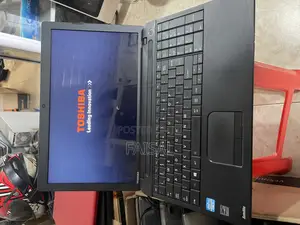 Laptop Toshiba Satellite C50A 4GB Intel Core I3 HDD 500GB