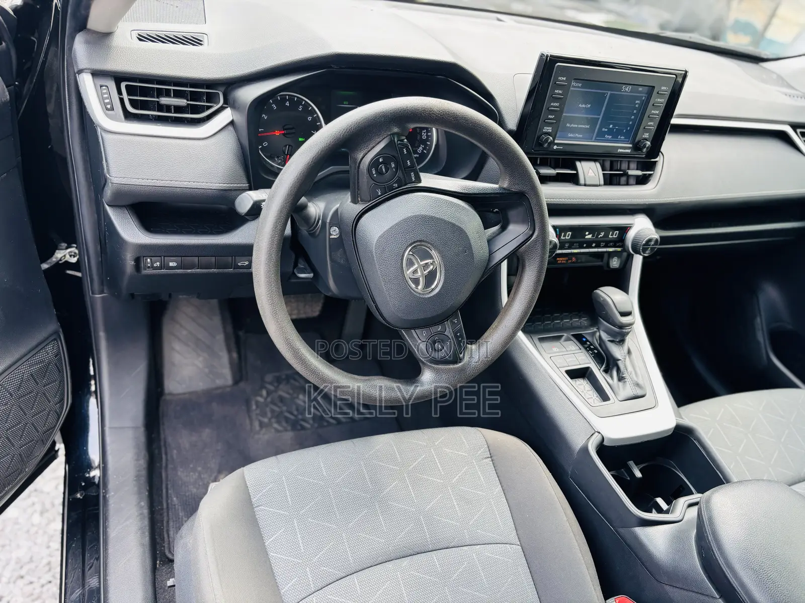 Toyota RAV4 XLE 2022 Black