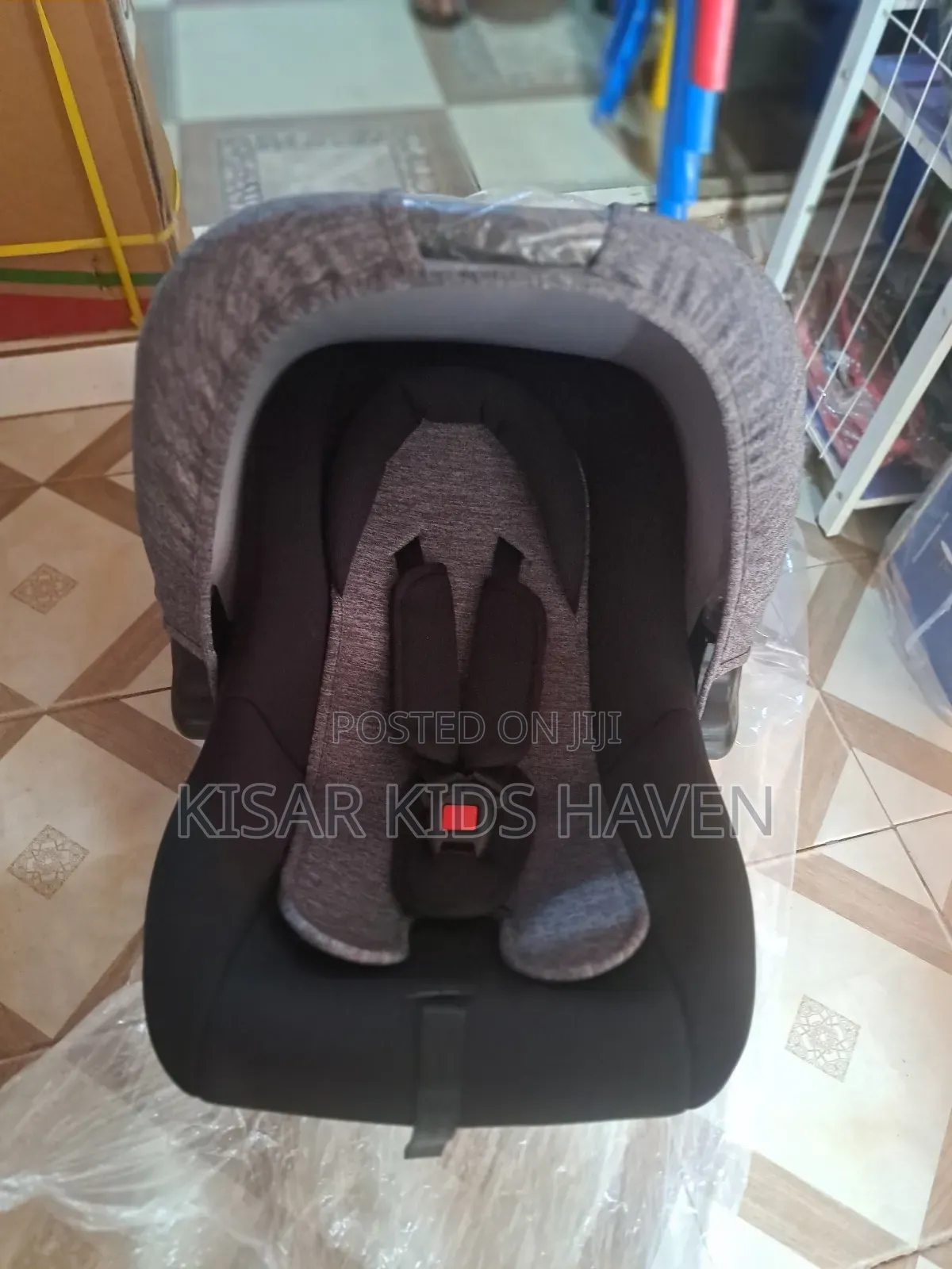 Baby Car Seat or Carry Cot 0 to 24months