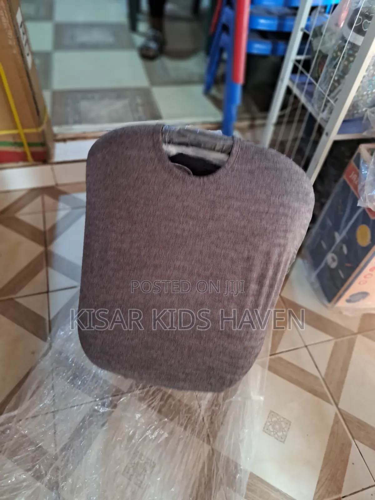 Baby Car Seat or Carry Cot 0 to 24months
