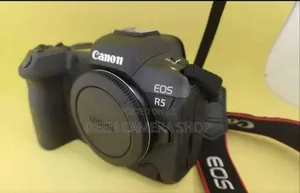 Canon Eos R5