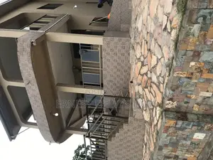 5bdrm Mansion in Kwabenya, Dome for sale