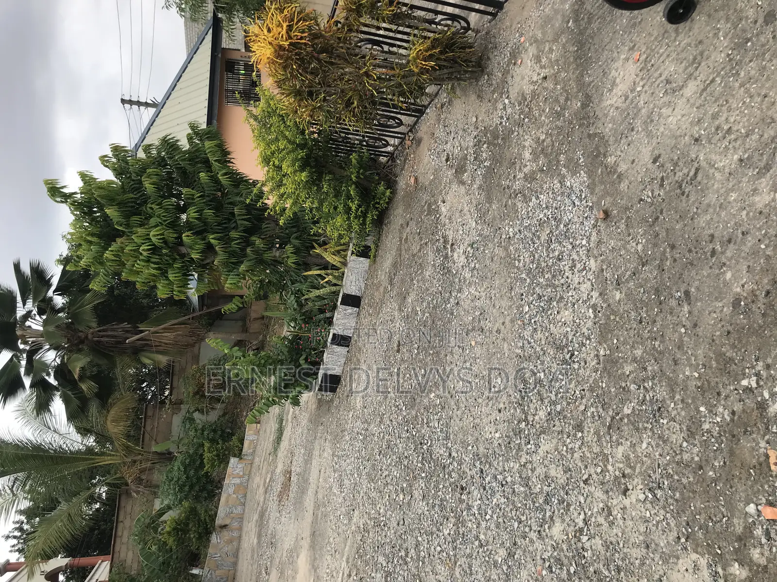 5bdrm Mansion in Kwabenya, Dome for sale