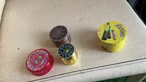 Grinder : 