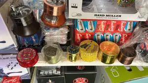 Grinder : 