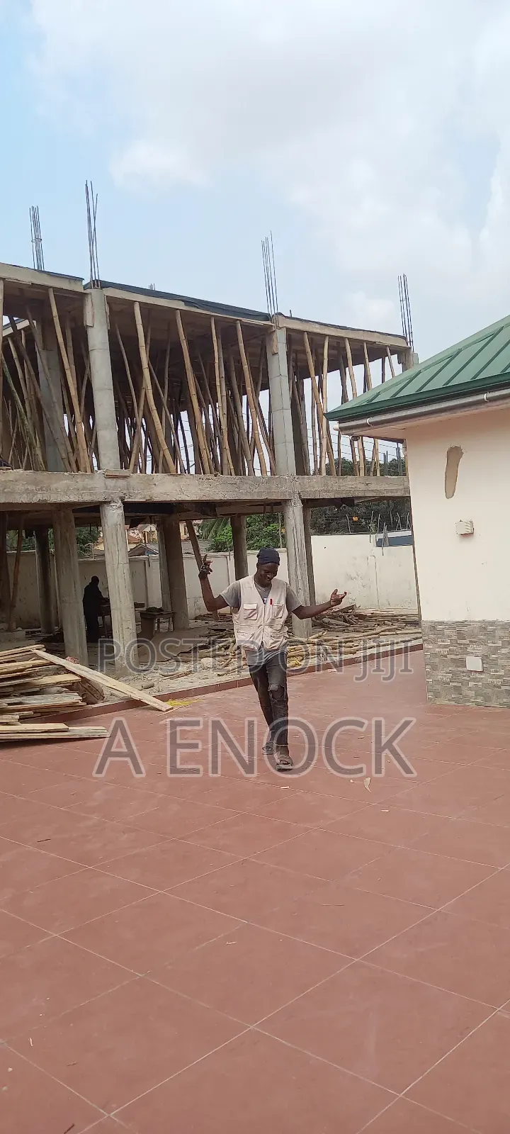 Professional Carpenter With Materials for Rent