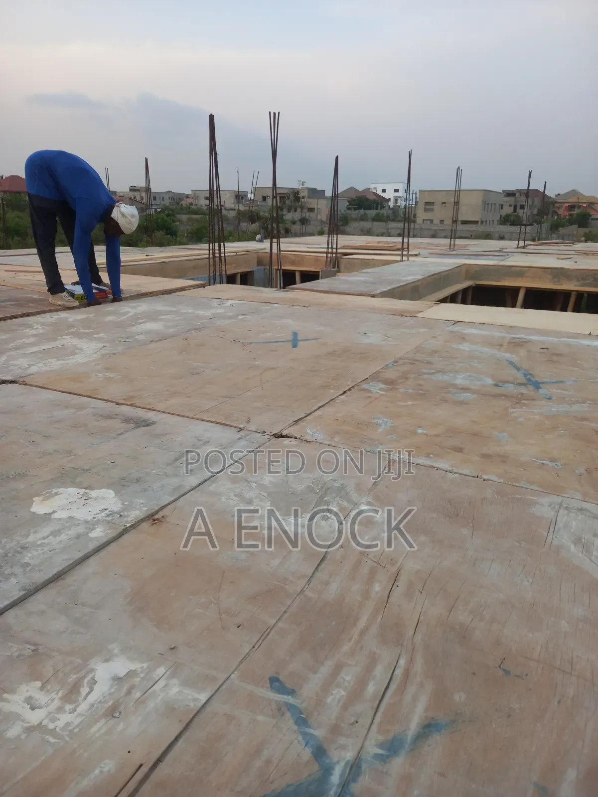 Professional Carpenter With Materials for Rent