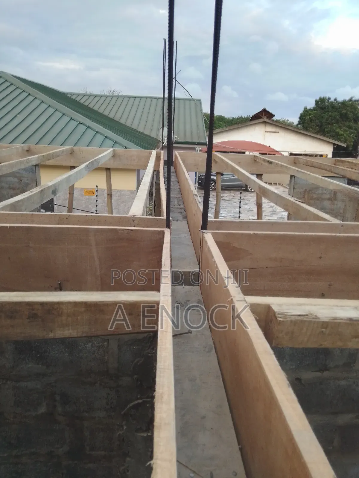 Professional Carpenter With Materials for Rent