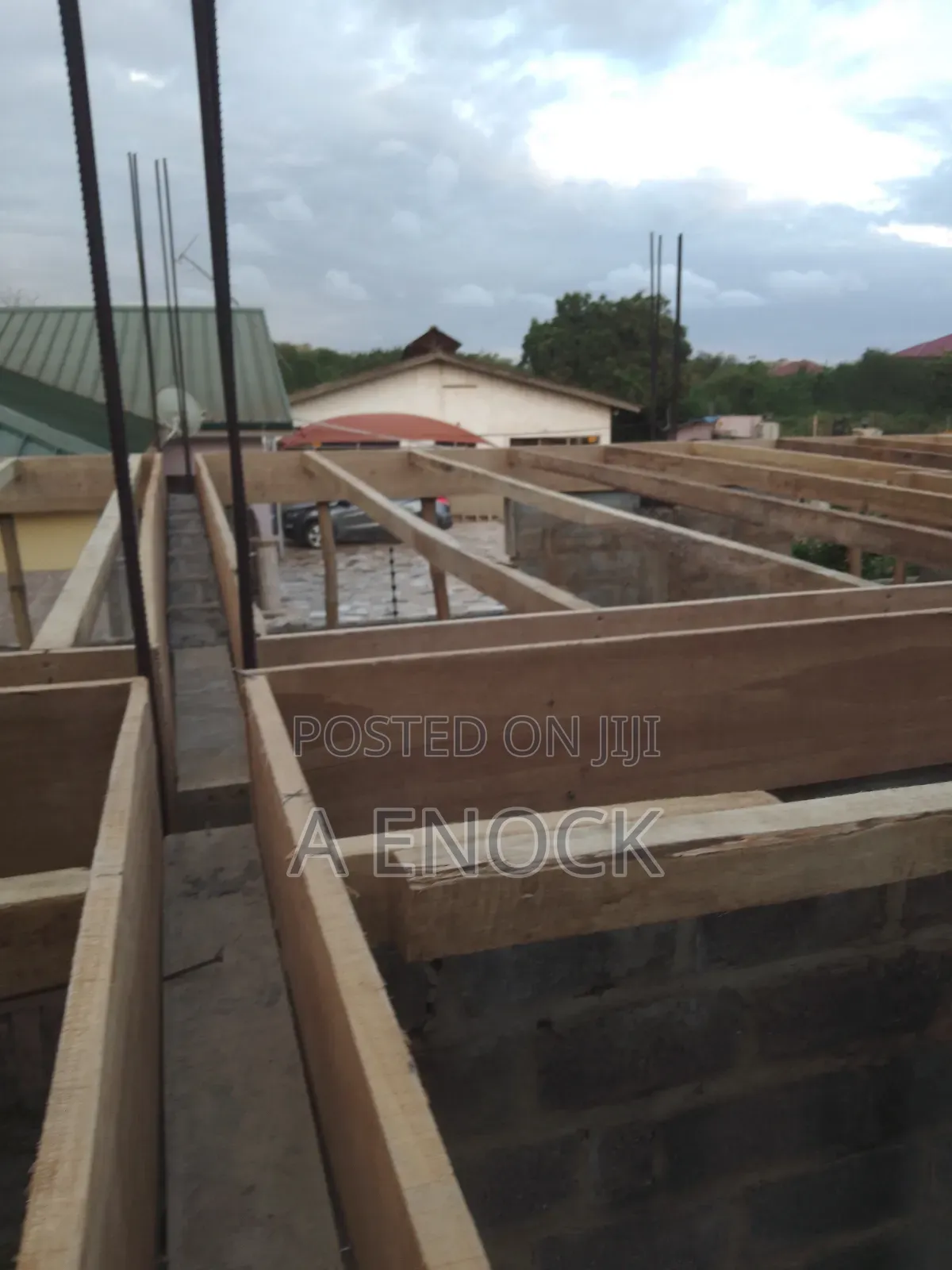 Professional Carpenter With Materials for Rent