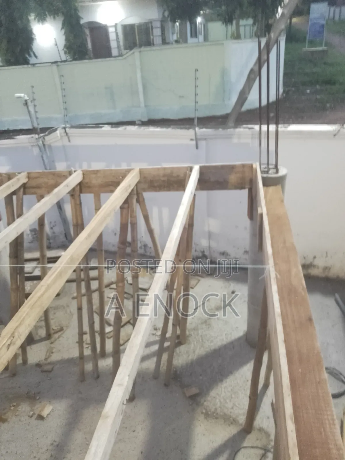 Professional Carpenter With Materials for Rent