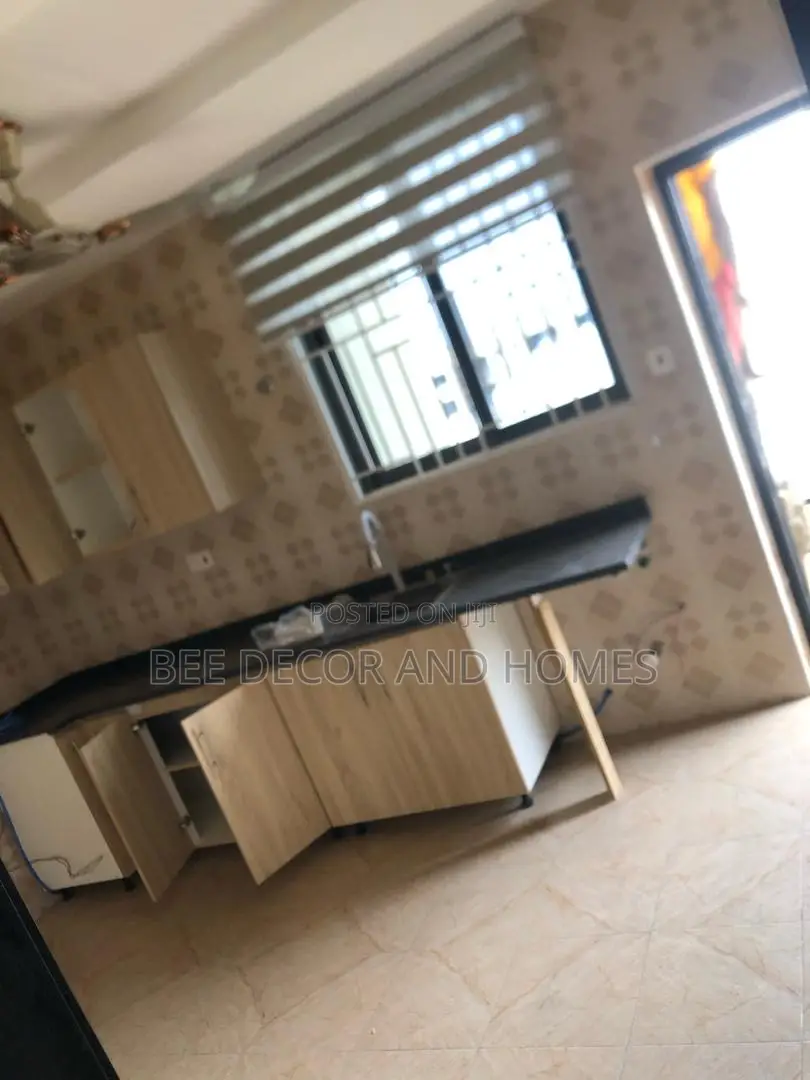 2bdrm Apartment in Bee Decor & Homes, Adenta for rent