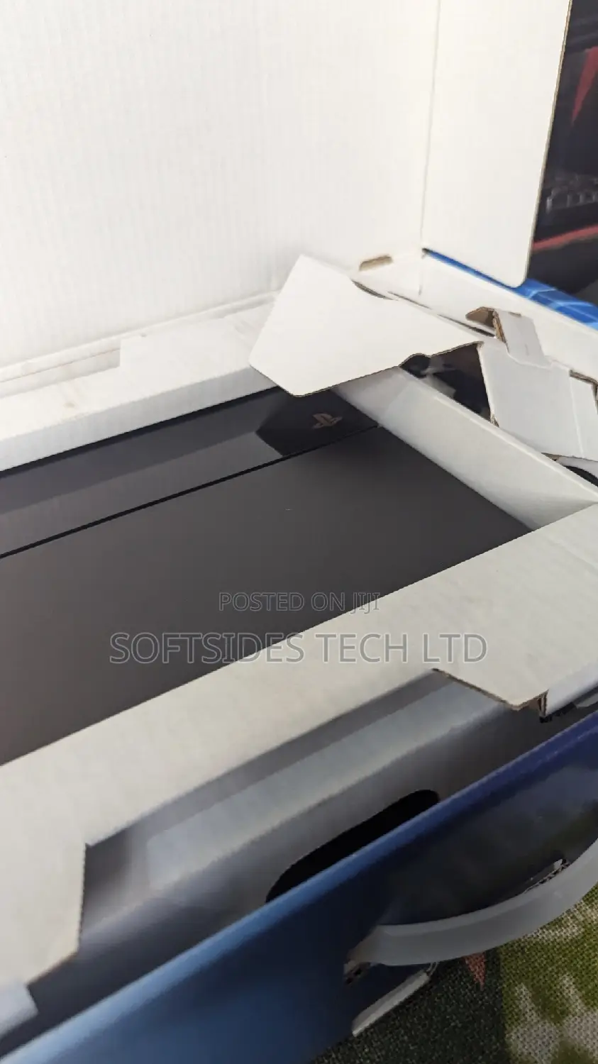 Almost New Ps4 Standard Jailbreak With 6 Games In Box Tested