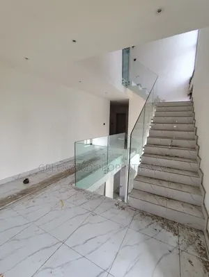 5bdrm Mansion in Adjiringanor, East Legon for sale
