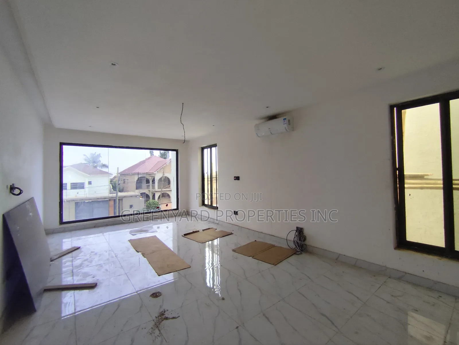 5bdrm Mansion in Adjiringanor, East Legon for sale