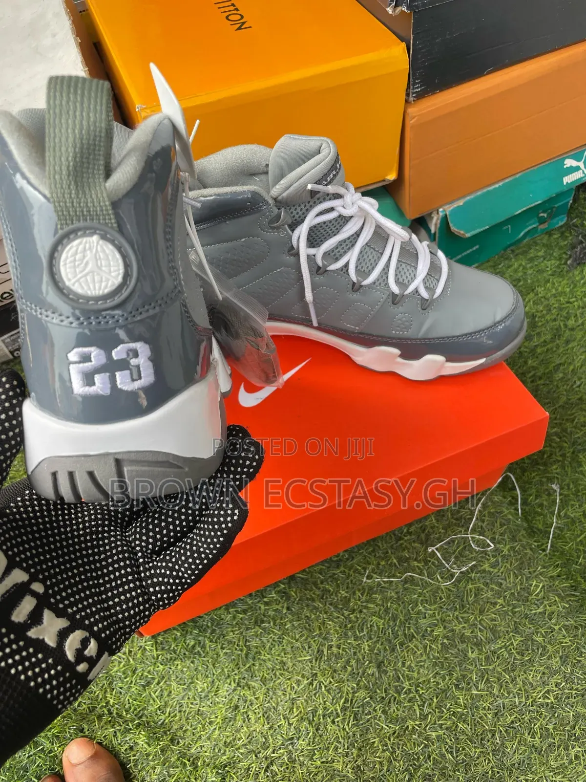Jordan 9 Retro Sneaker