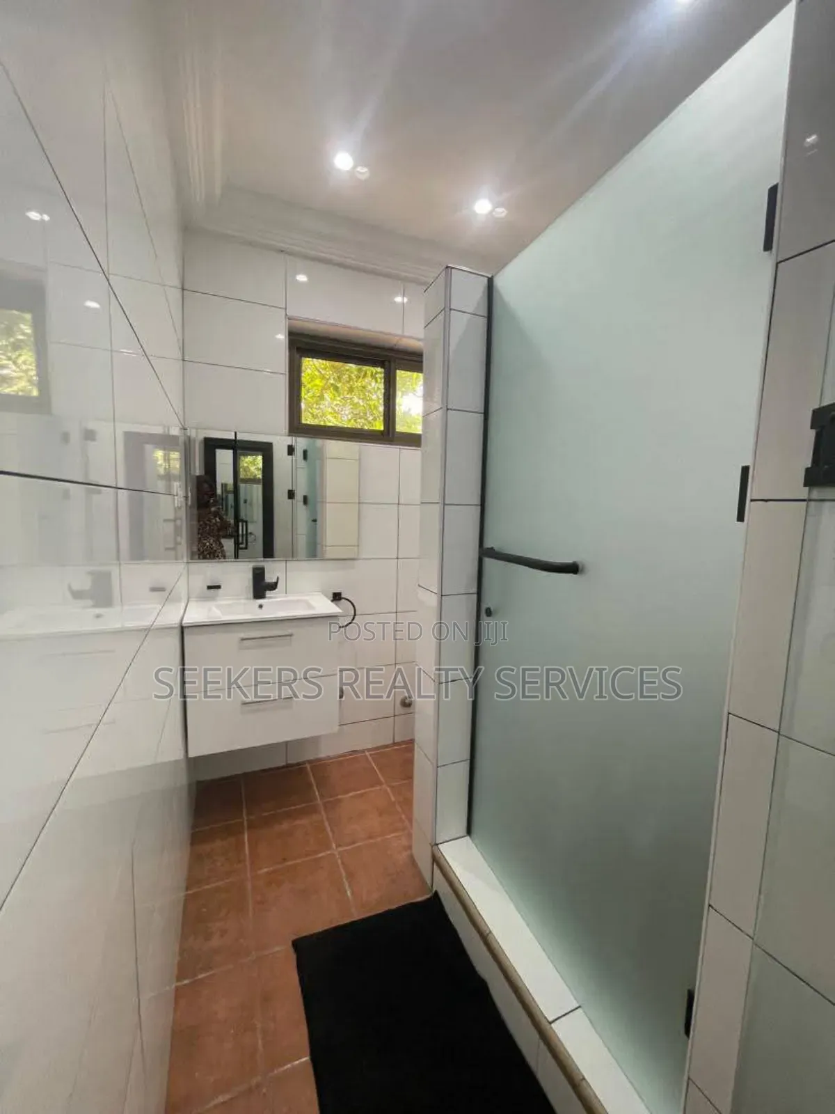 Furnished 2bdrm Apartment in Seekers Realty, Labone for rent