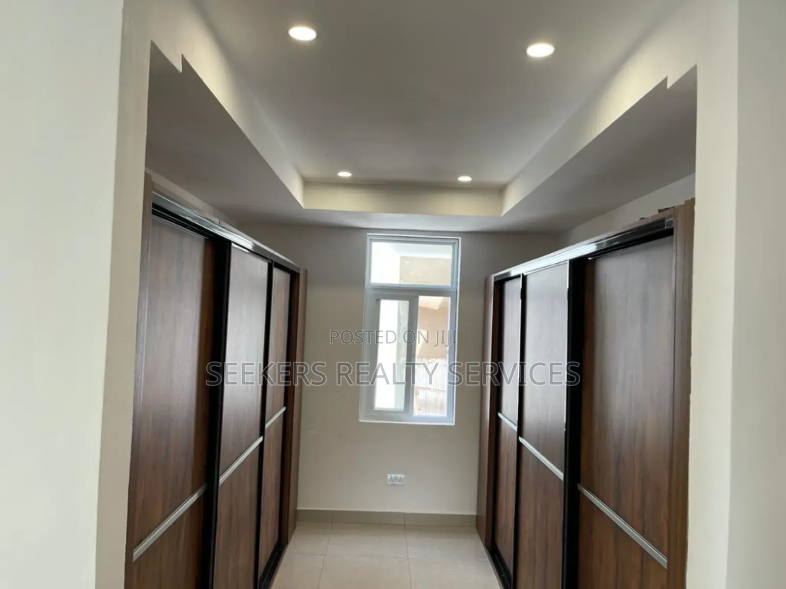 4bdrm House in Seekers Realty, Cantonments for rent