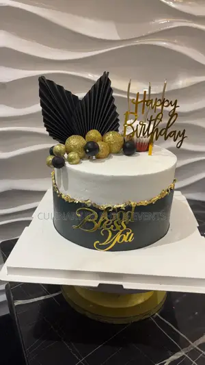 Blue and White Theme Cake