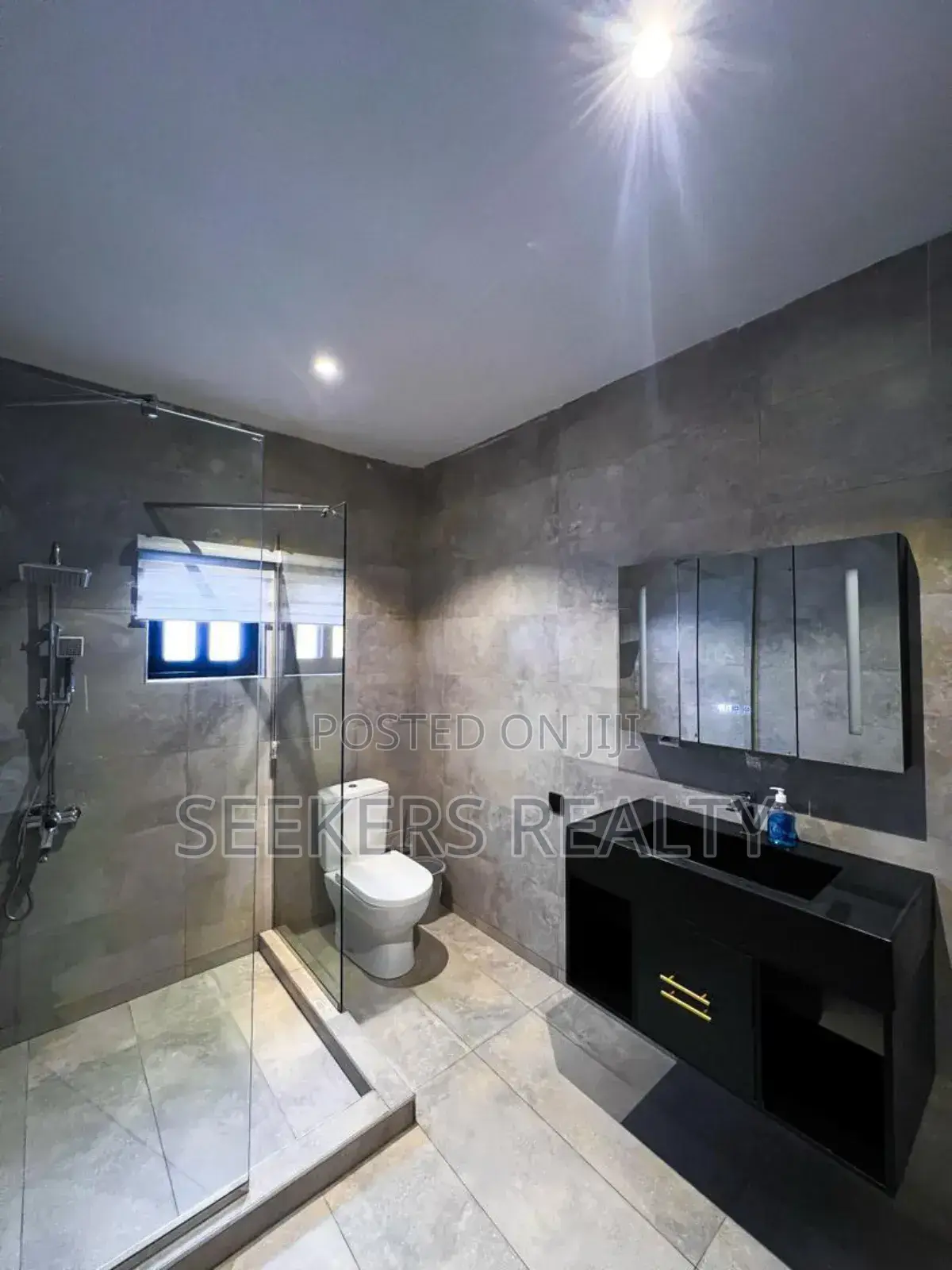 Furnished 4bdrm House in Seekers Realty, East Legon for sale