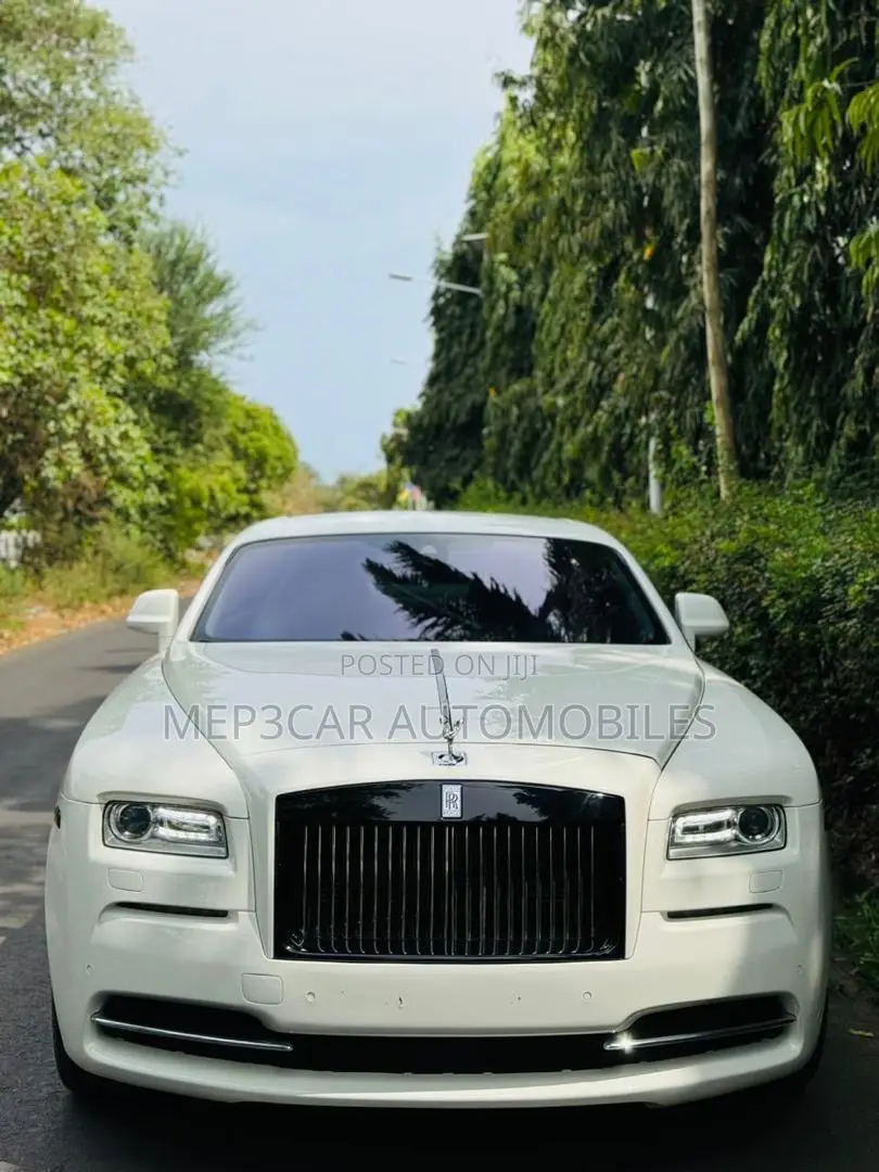 Rolls-Royce Wraith 6.6 RWD 2018 White