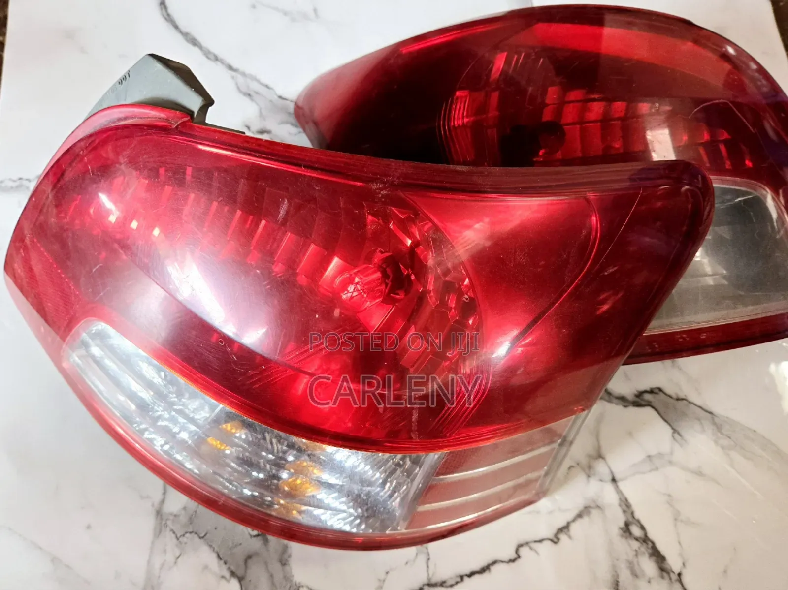 Yaris Tail Light Pair