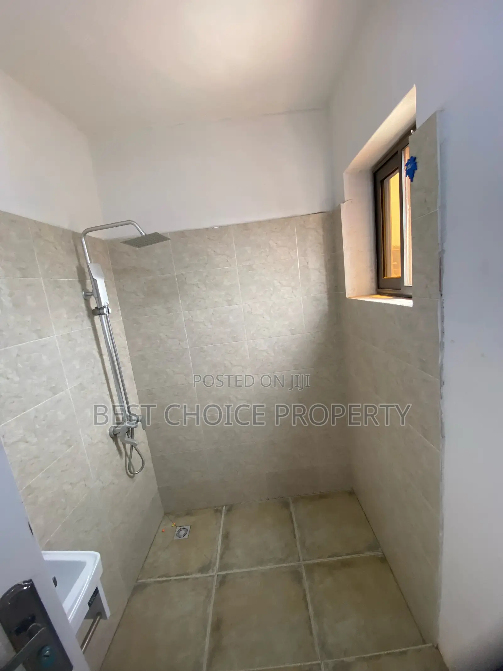 1bdrm Apartment in Adenta for rent