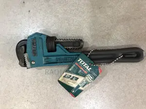 Total Pipe Wrench (200mm)