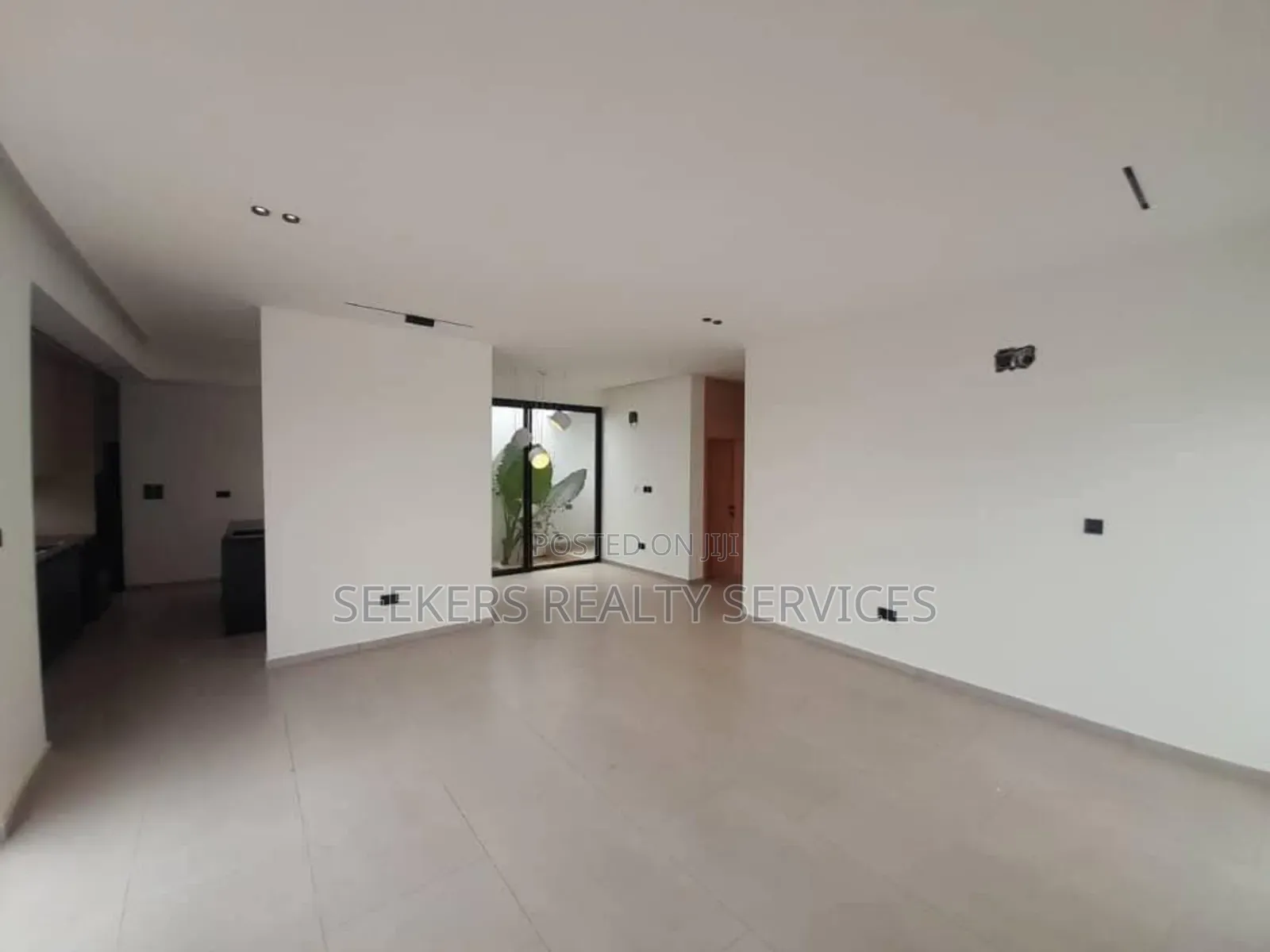 3bdrm House in Seekers Realty, Adenta for sale