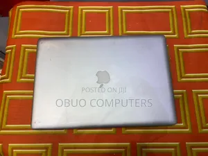 Laptop Apple MacBook 2012 8GB Intel Core I5 SSD 128GB