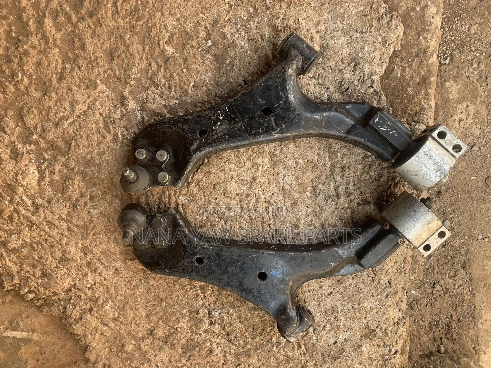 Saturn Vue Lower Arm