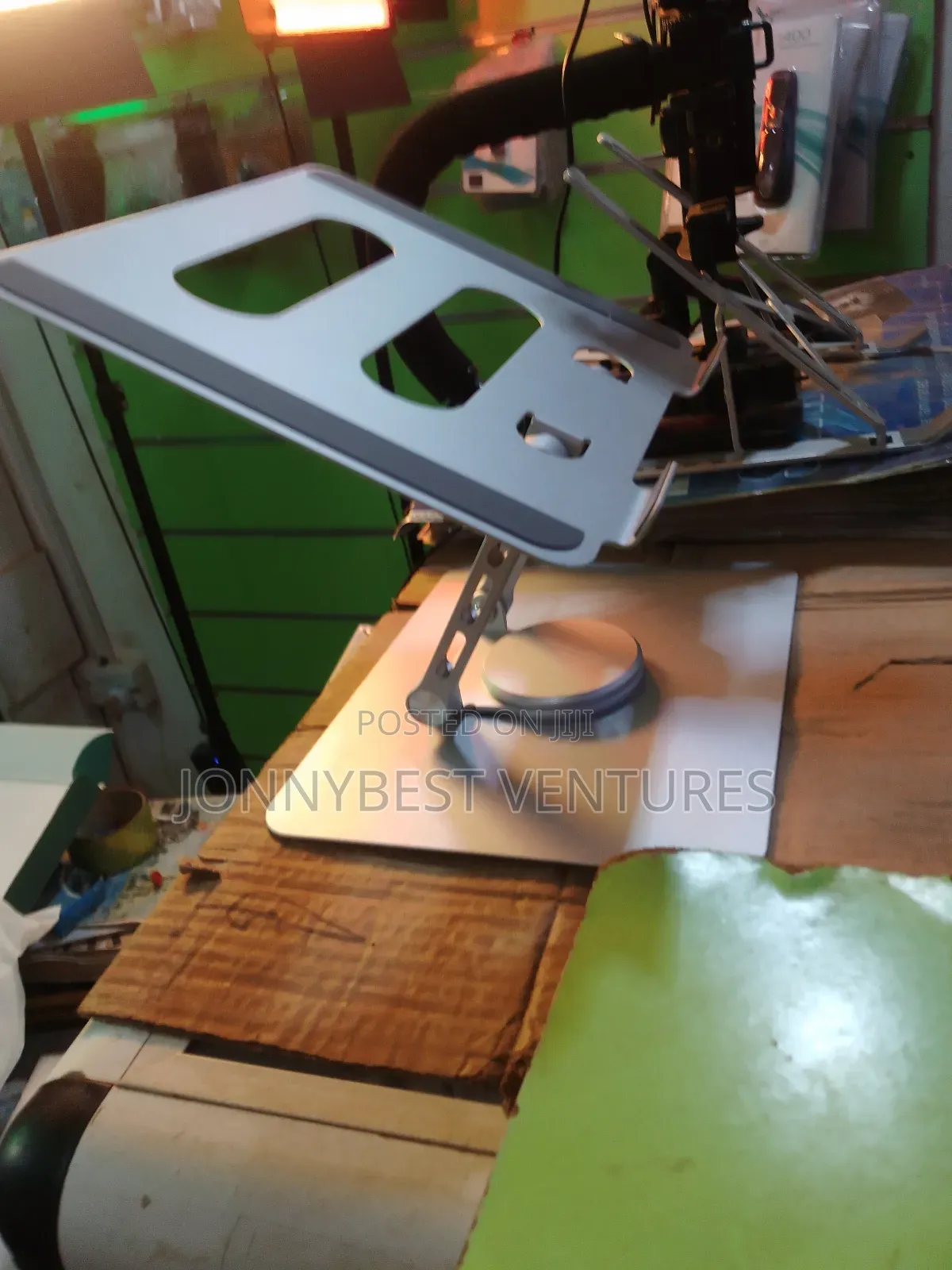 V3.1 360 Rotatable Laptop Stand