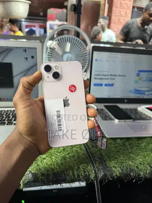 Apple iPhone 13 128 GB White