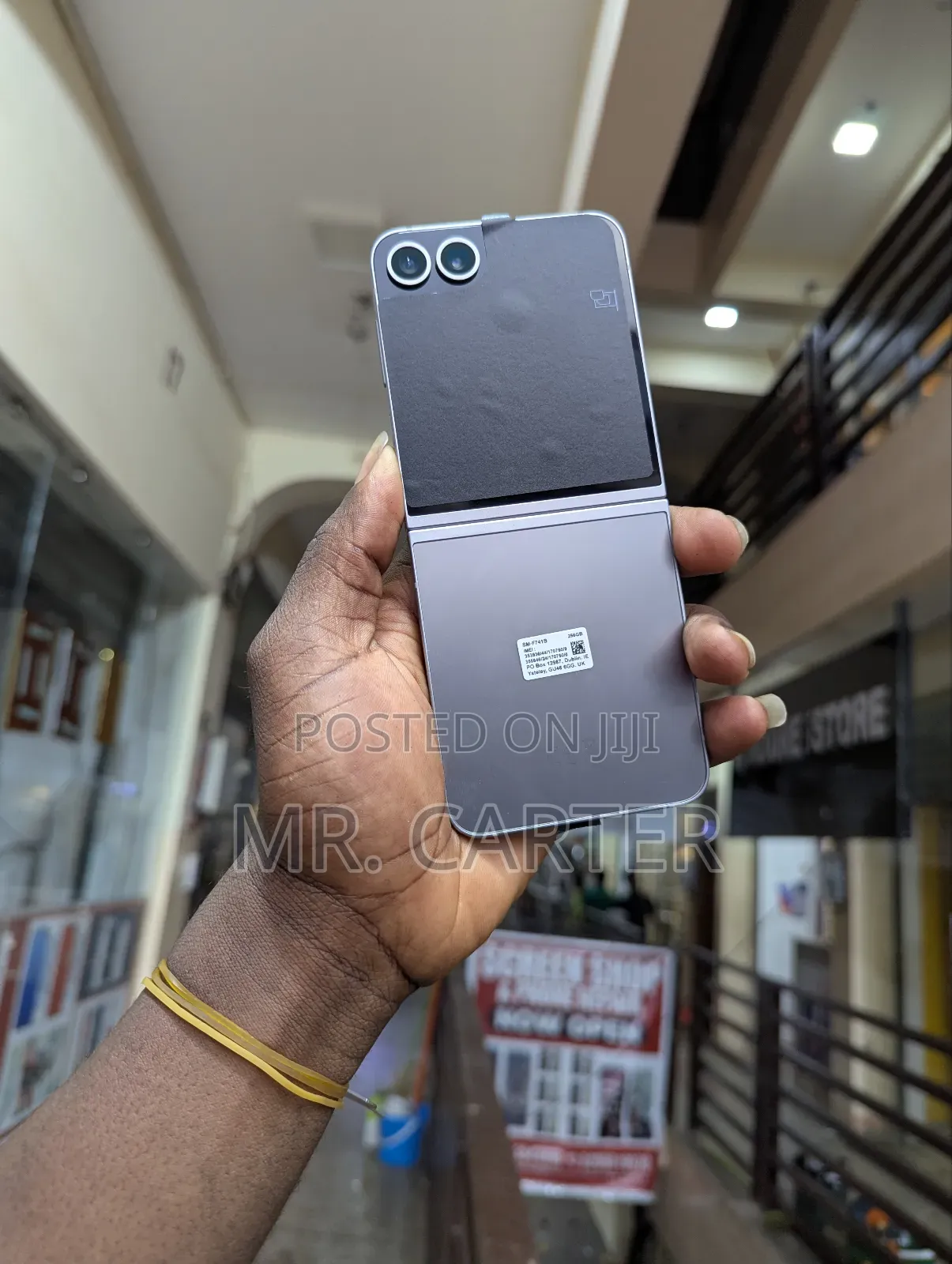 New Samsung Galaxy Z Flip6 256 GB Gray