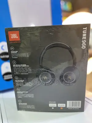 JBL Tune 960 Deep Bass Headphone With Protective Bag