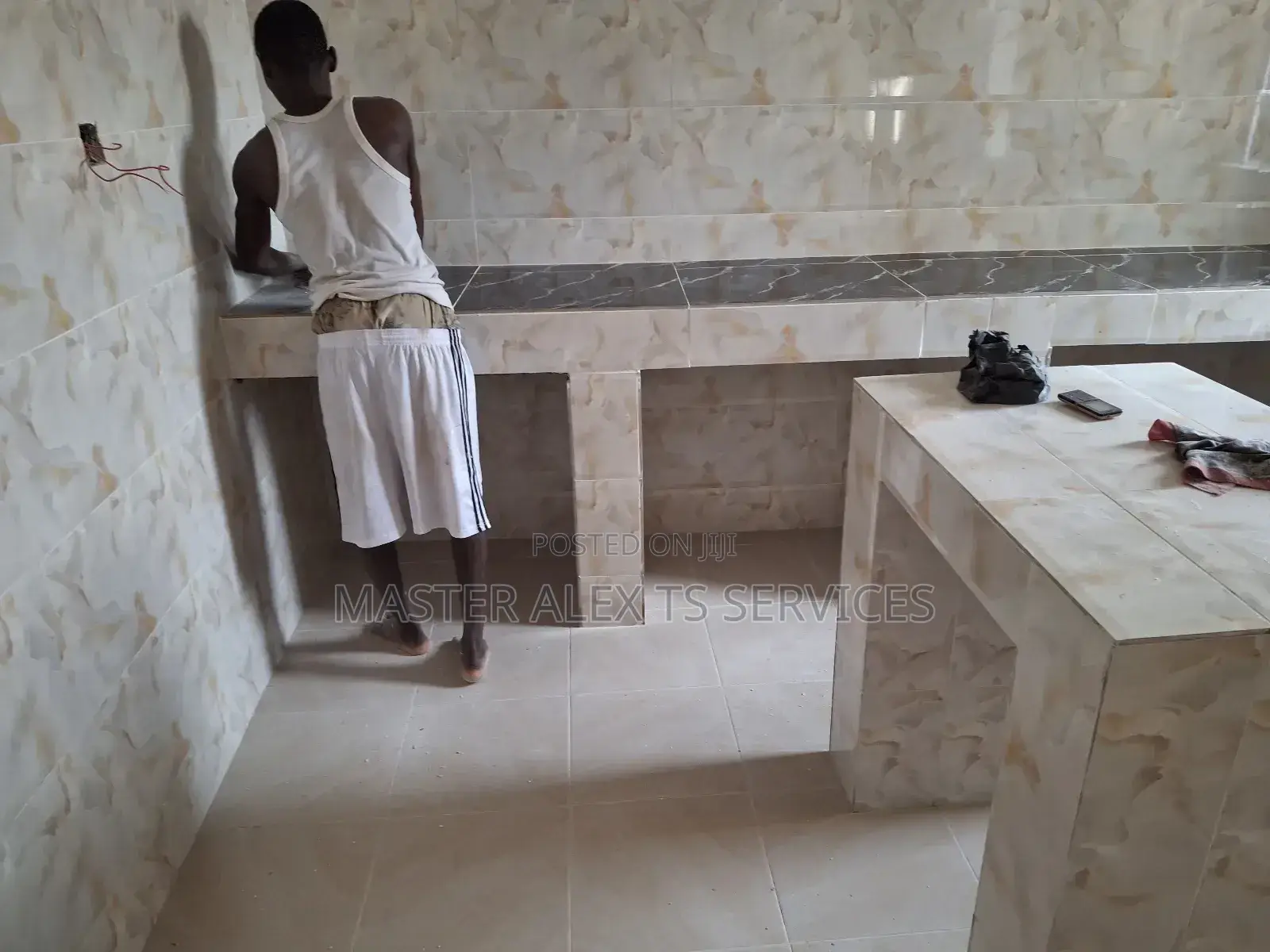 Tiler( Mats)