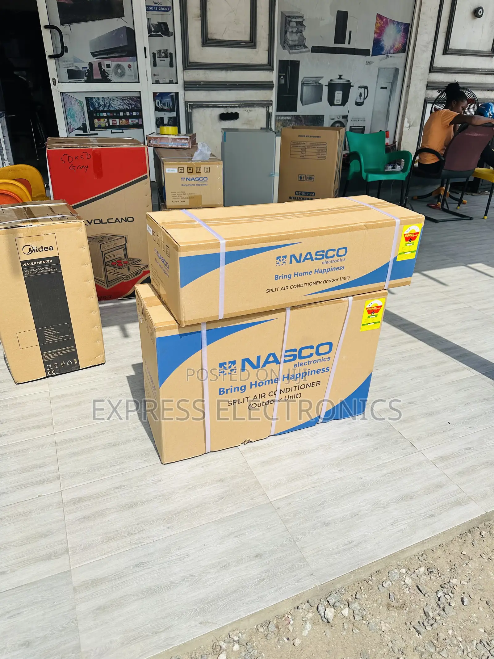 Anti Rust White Air Conditioner Split R410 Gas Nasco 2.5hp