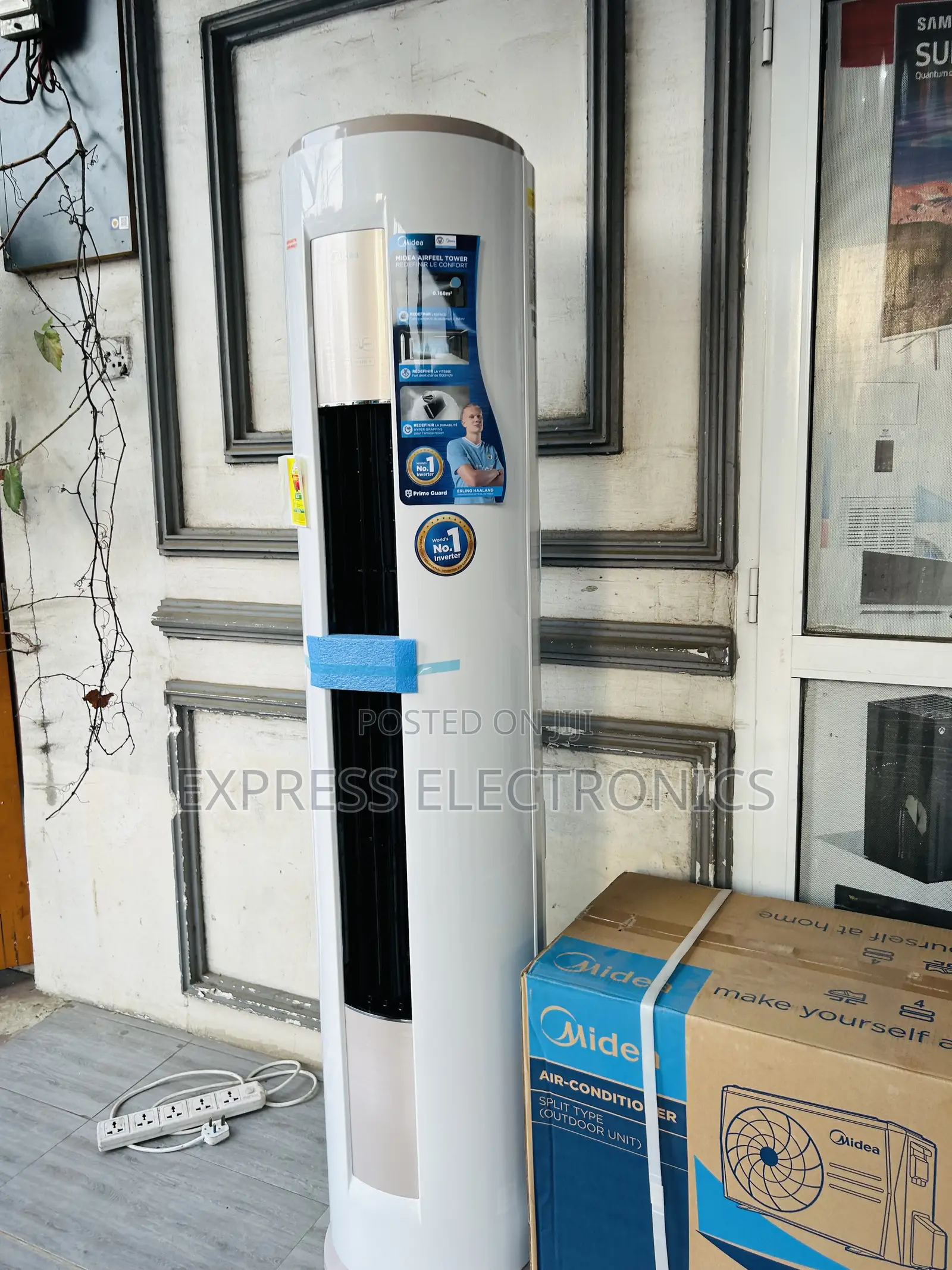 Ultra Modern Split Floor Midea Air Conditioner 2.5hp