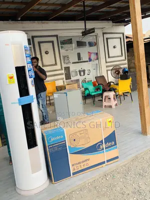 Available R410a Midea 2.5 Hp Floor Standing Ac