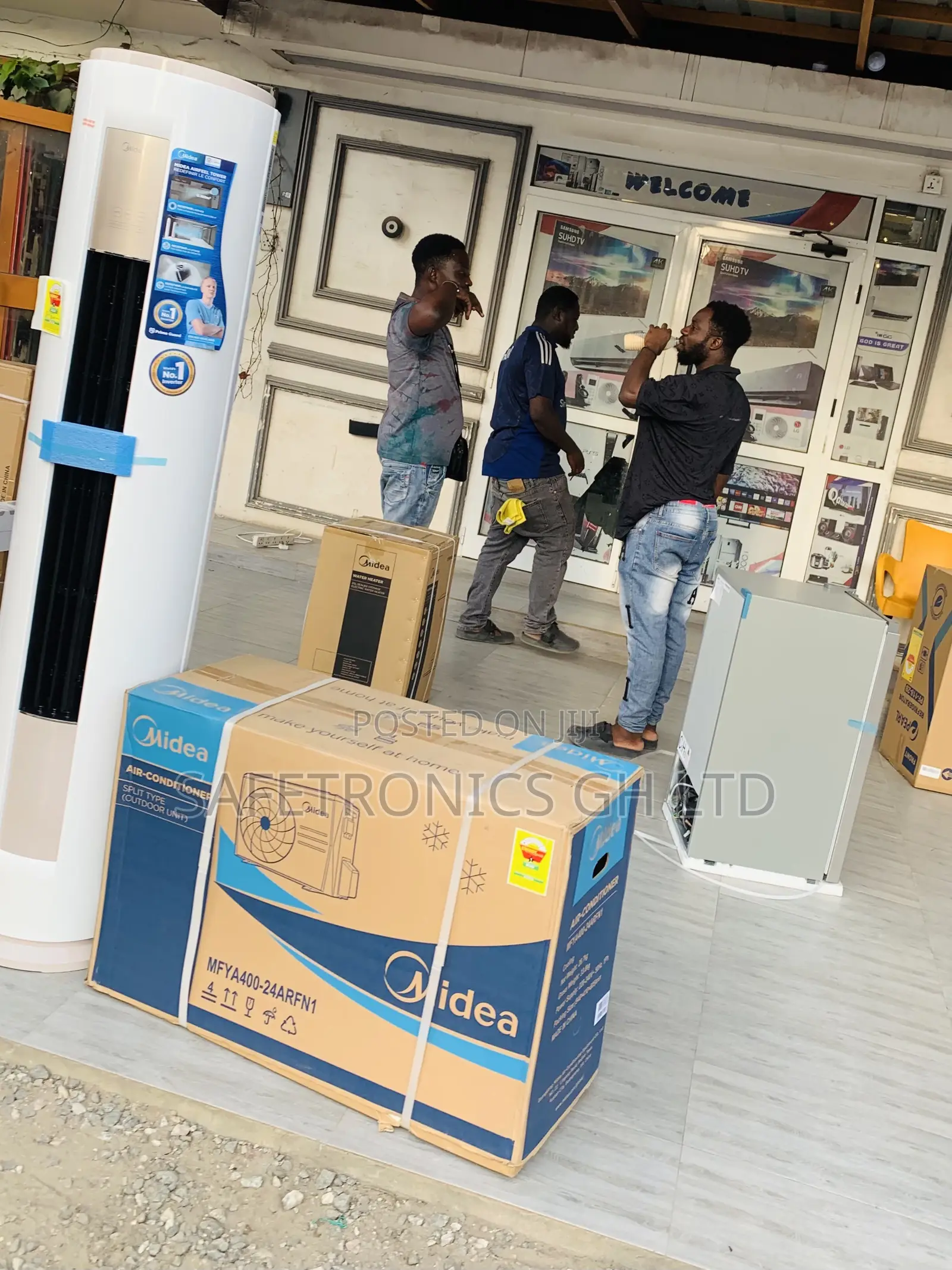 Auto Defrost Standing Floor 2.5 Hp Split R410a White Ac