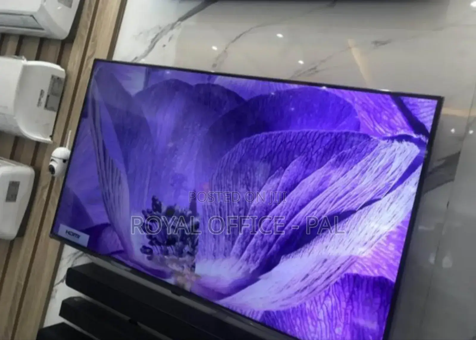 Samsung 75" Digital Crystal Display-Cu7000