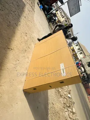 Long Lasting Effects Uhd Smart Samsung 85”Du8000