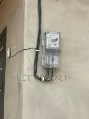 5bdrm House in Pokuase for sale