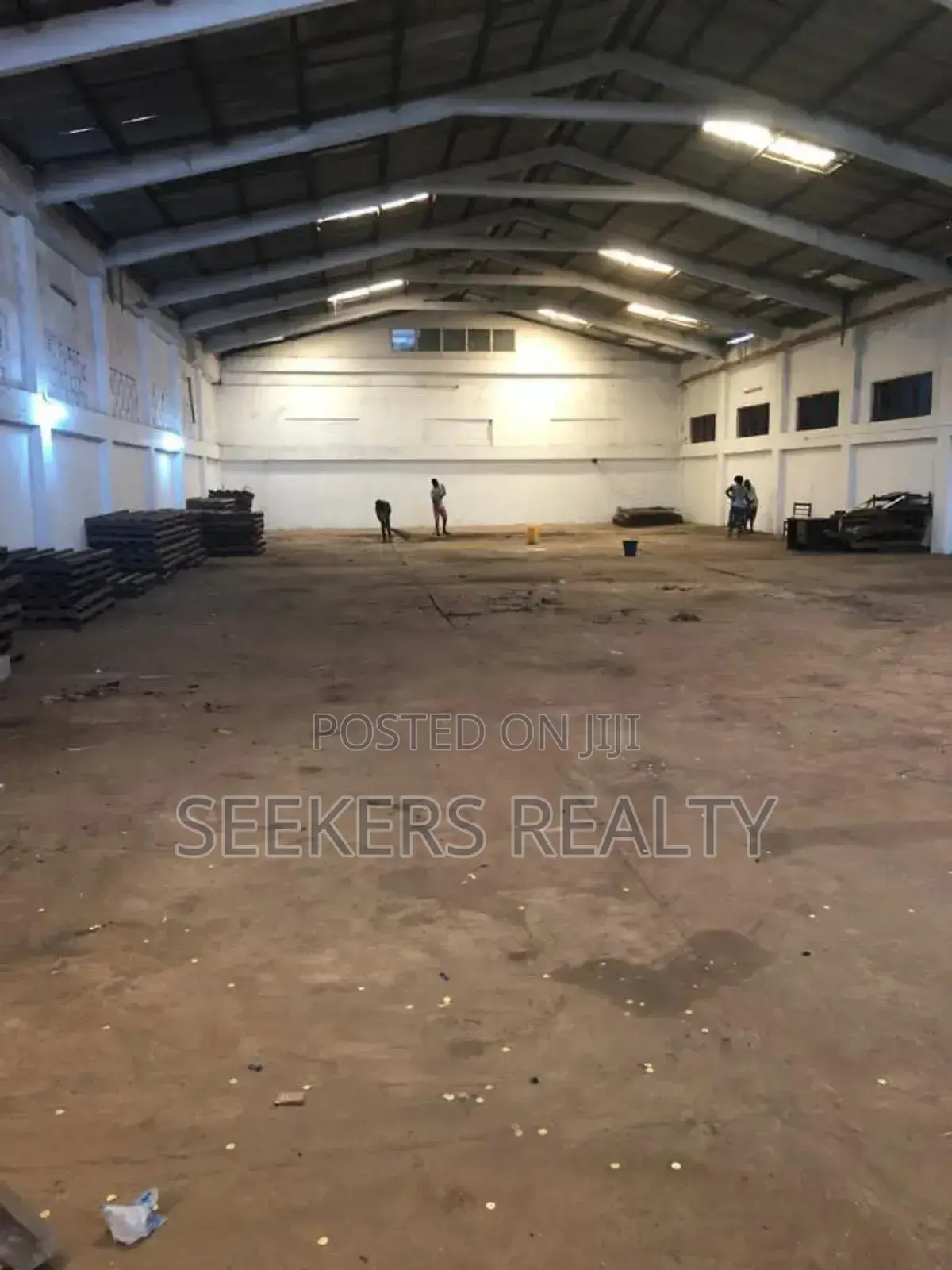 Warehouse for Rent Within Labone