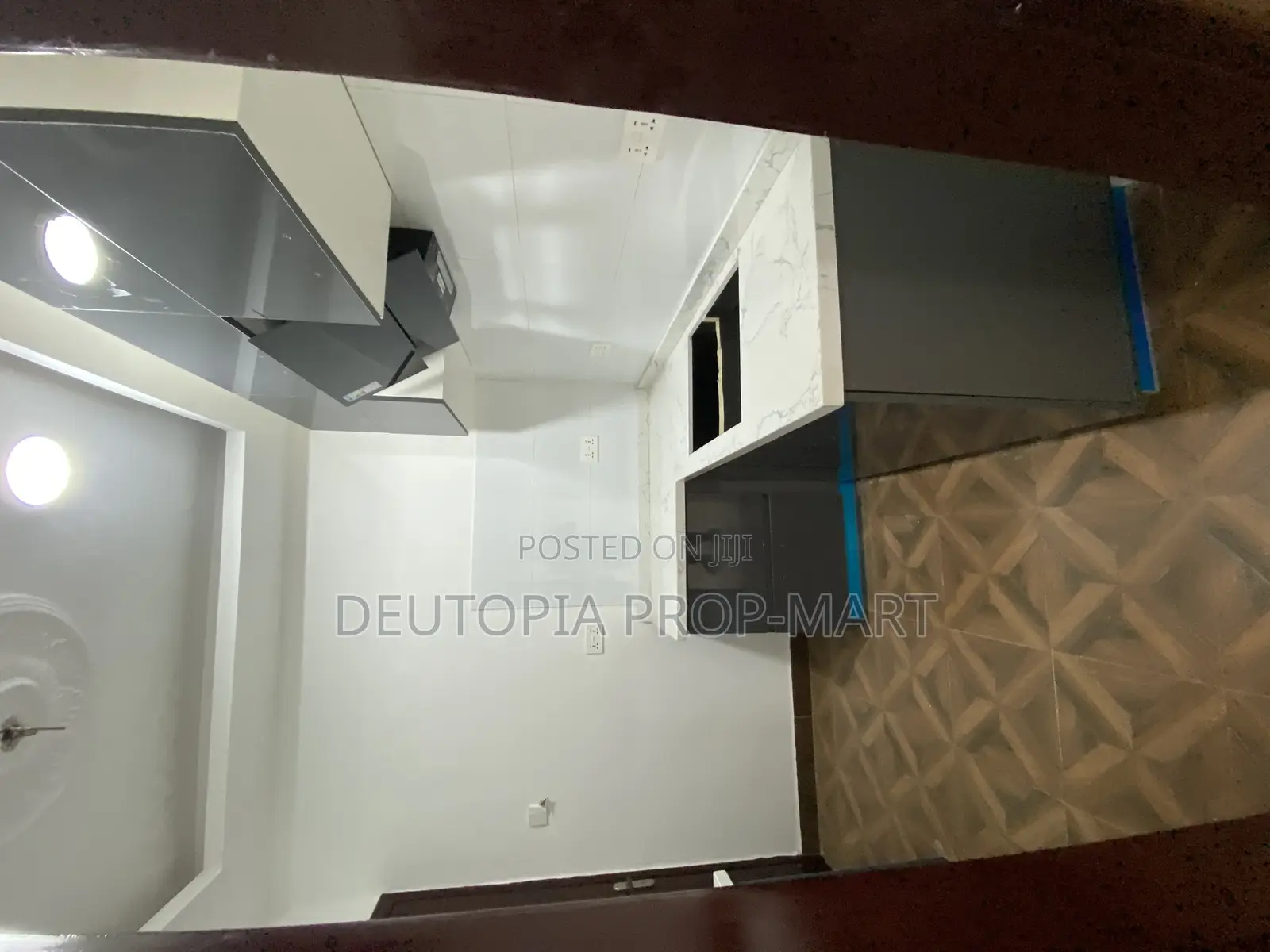 1bdrm Apartment in Deutopia, Tema Metropolitan for rent