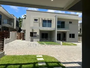 Furnished 4bdrm Townhouse / Terrace in Seekers Realty, Cantonments