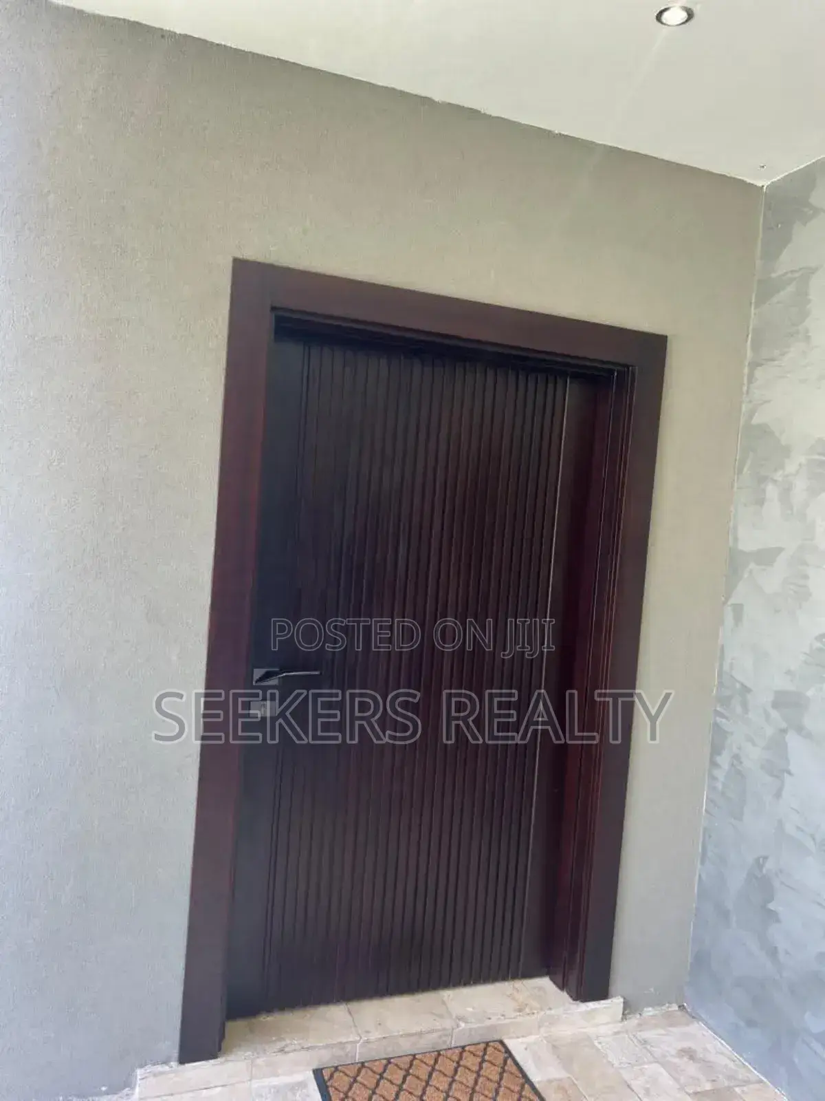 Furnished 4bdrm Townhouse / Terrace in Seekers Realty, Cantonments