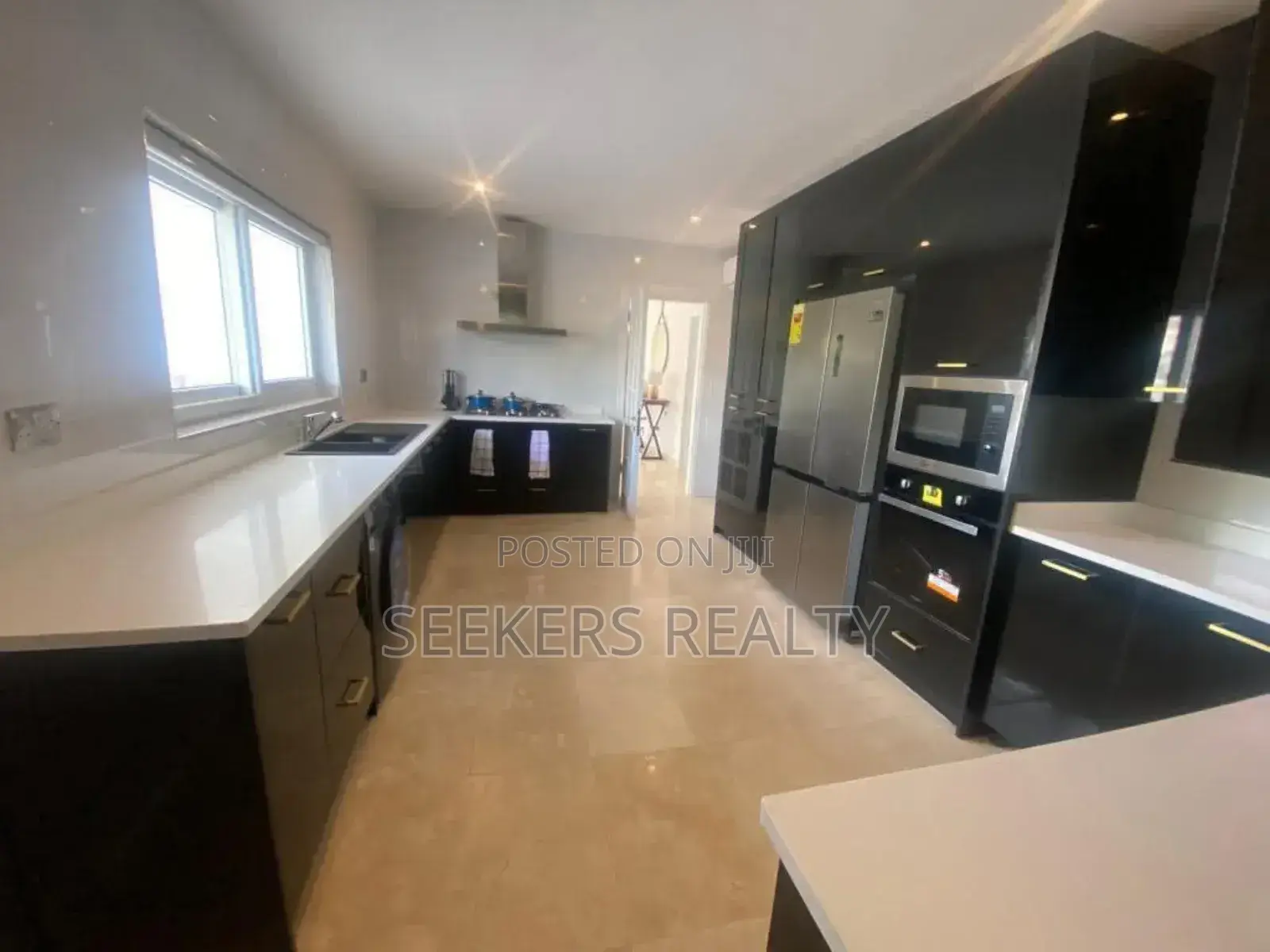 Furnished 4bdrm Townhouse / Terrace in Seekers Realty, Cantonments
