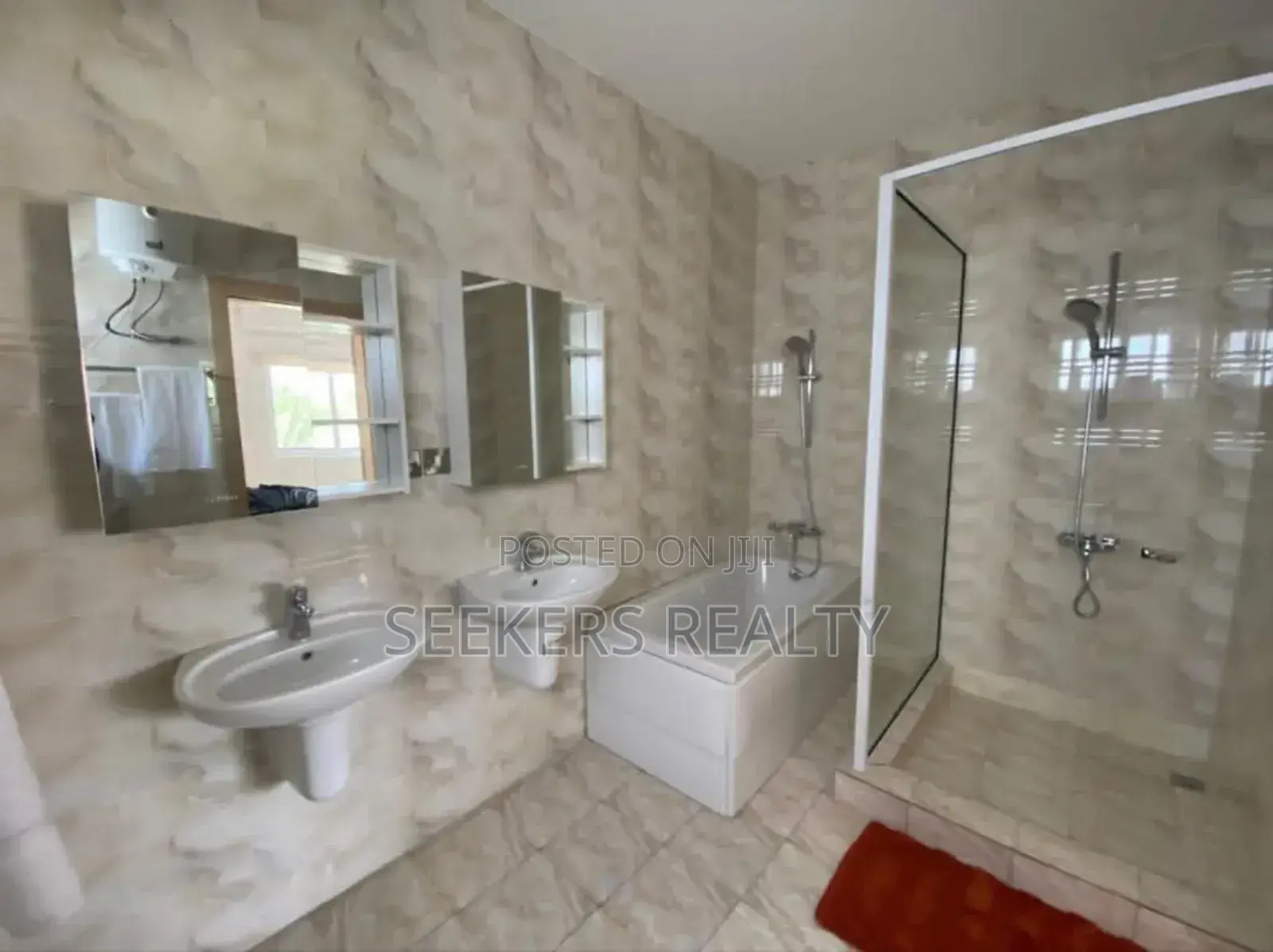 Furnished 4bdrm Townhouse / Terrace in Seekers Realty, Cantonments
