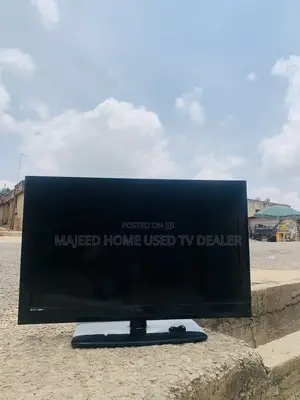 42inches Hitachi Digital Tv