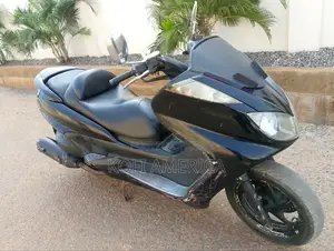 Yamaha Majesty 2012 Black
